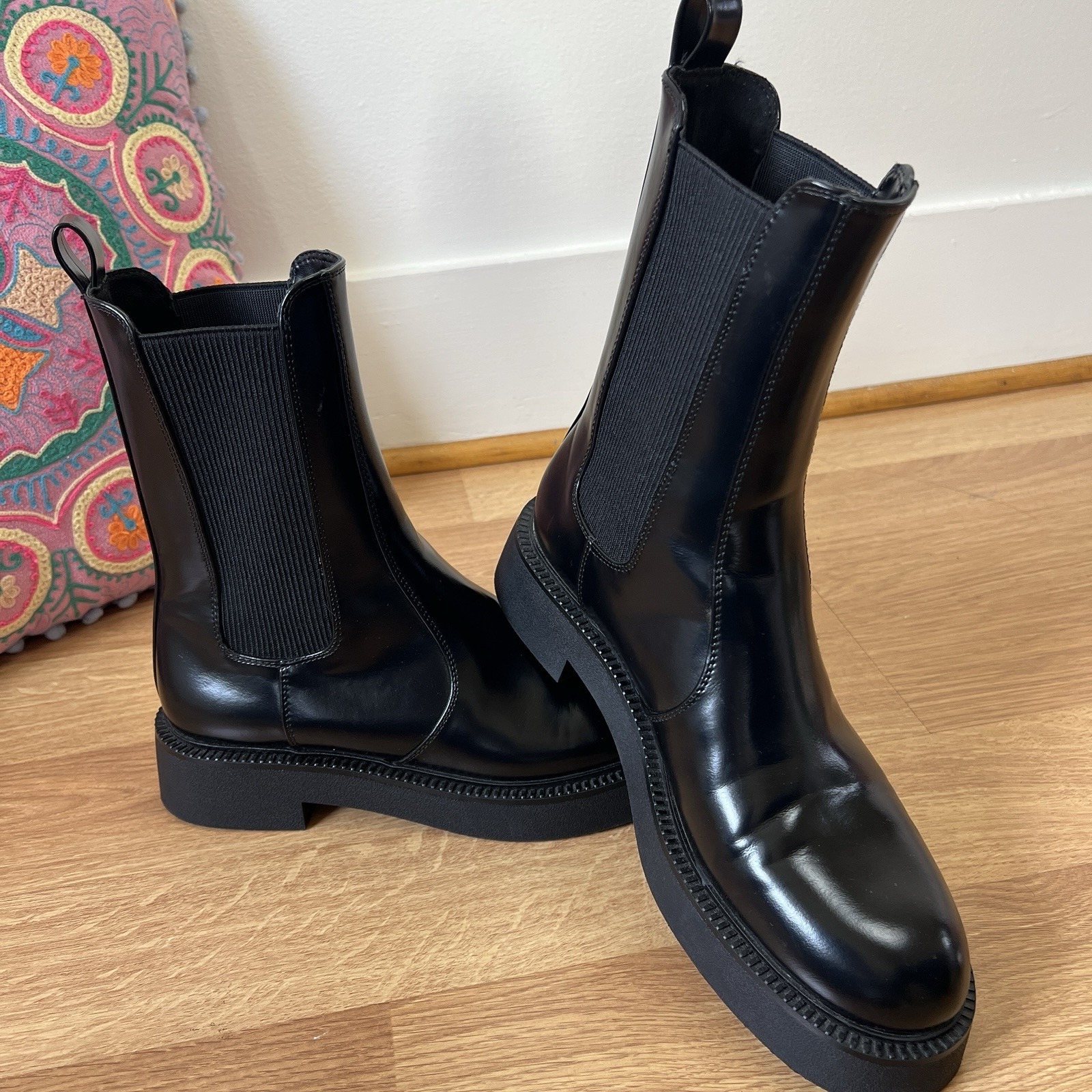 Nwot Zara Chelsea Ankle Boots Women's Size 9-9.5 Eu 40 Black Pull-On